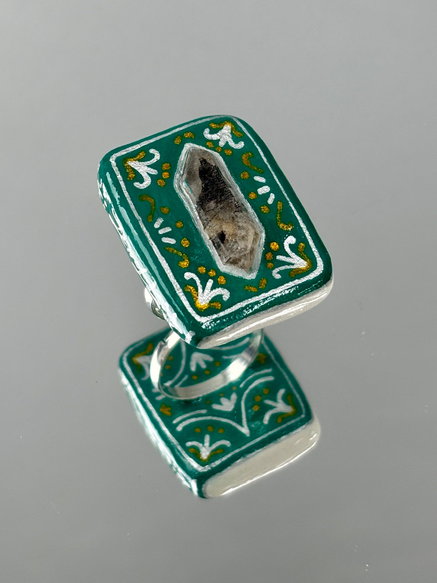 Fingertip Spellbook Crystal Ring - The Verdant Epistle - Handmade Crystal Jewelry, Herkimer diamond stone clay, fantasy Jewelry Gift