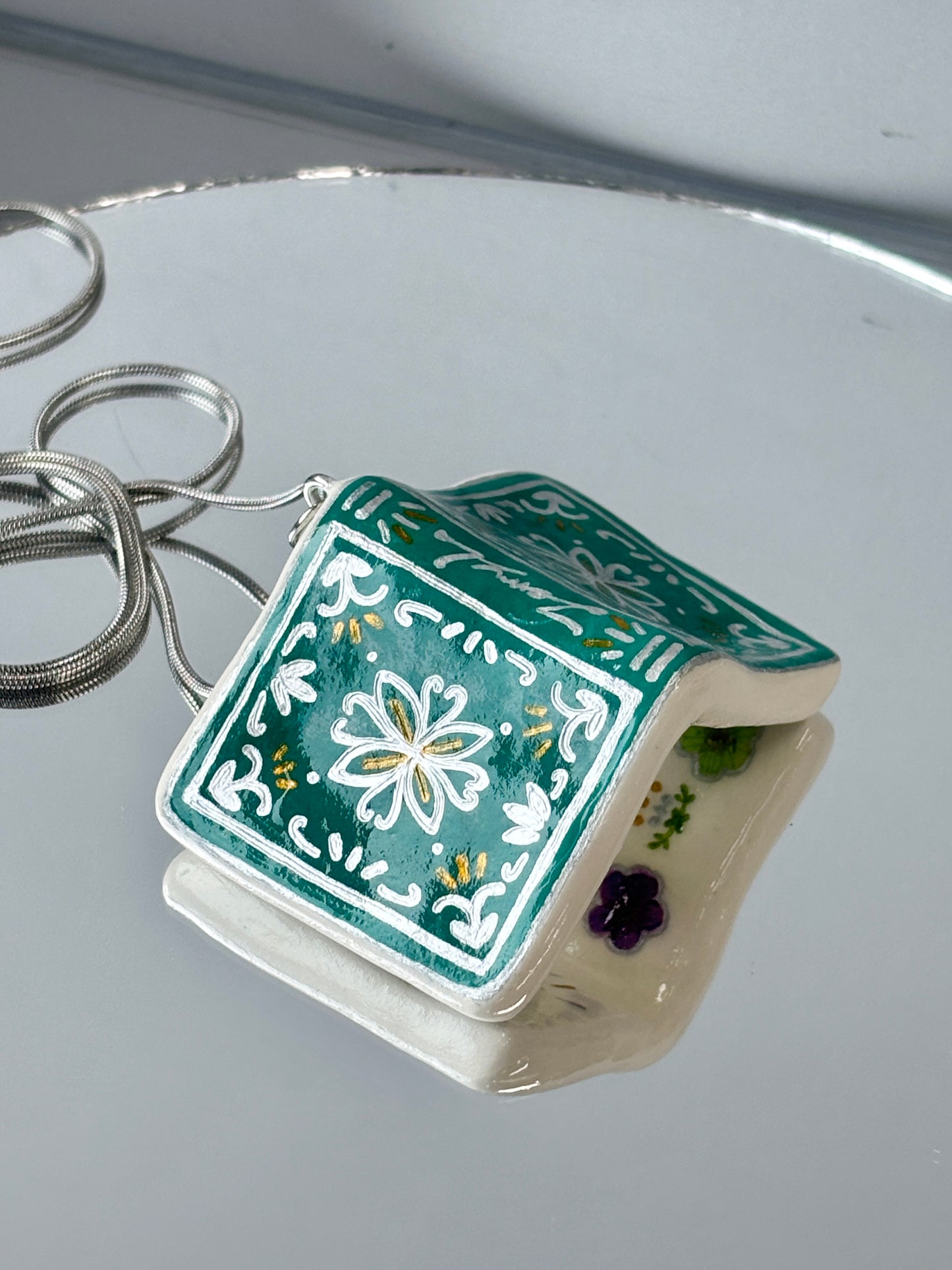 The Flora Folio